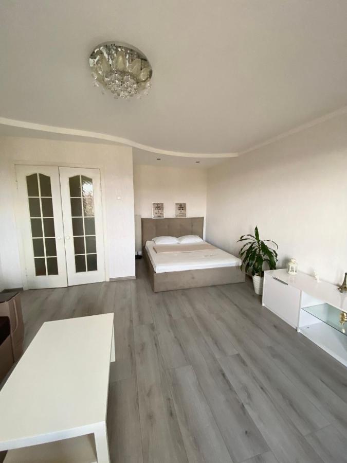 5 Minutes To The City Center Nikolayev Εξωτερικό φωτογραφία